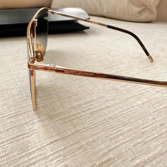 YSL shield tinted sunglasses - Picture 4 of 10